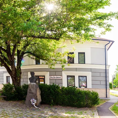 Apartment Corso Lux Gyula