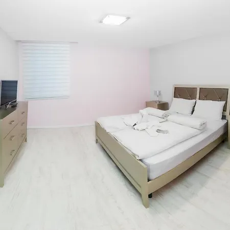 Corso Lux Apartamento