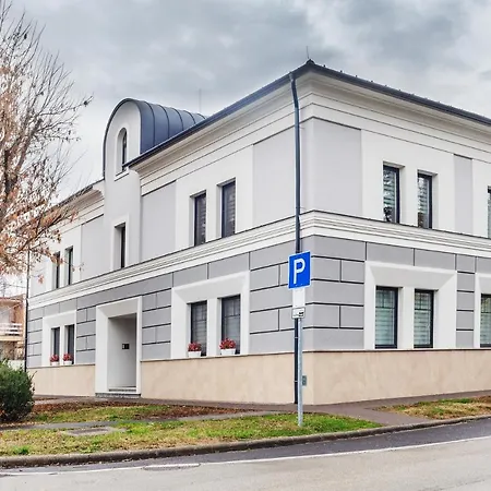 Appartement Corso Lux Gyula