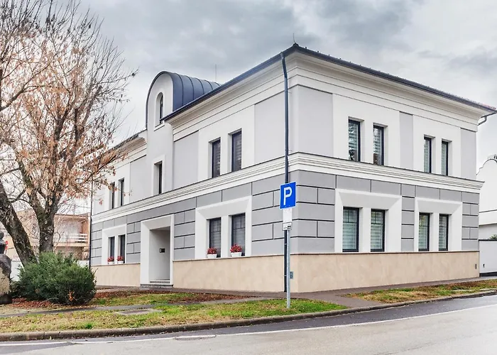 Apartament Corso Lux Gyula